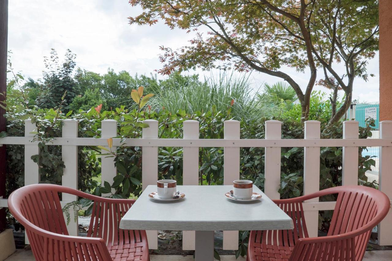 Contact Hotel O'Nice 생트 외부 사진